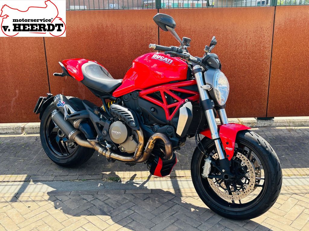 Ducati Monster 1200