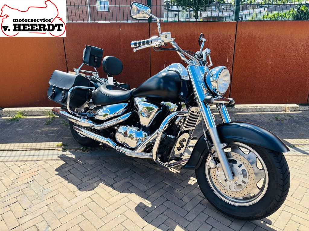 Suzuki Intruder C1500
