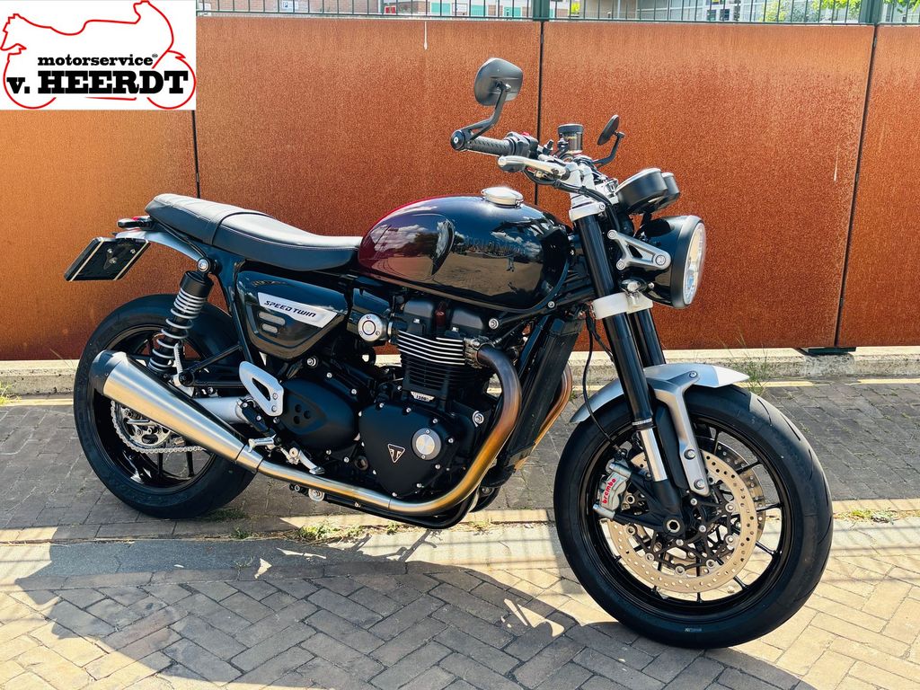 Triumph Speed Twin 1200