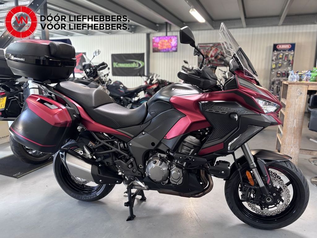 Kawasaki Versys 1000SE Grand Tourer